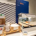 Holiday Inn Express & Suites Lincoln City By Ihg