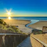 Wecoma Beach Retreat