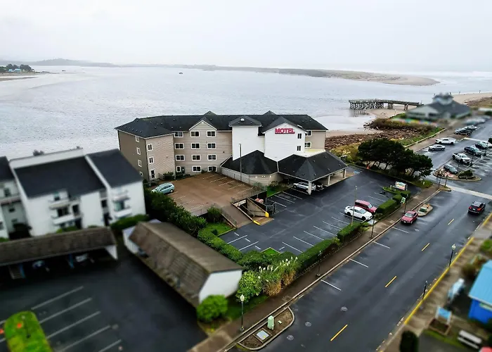 Siletz Bay Beachfront Hotel By Oyo Lincoln City
