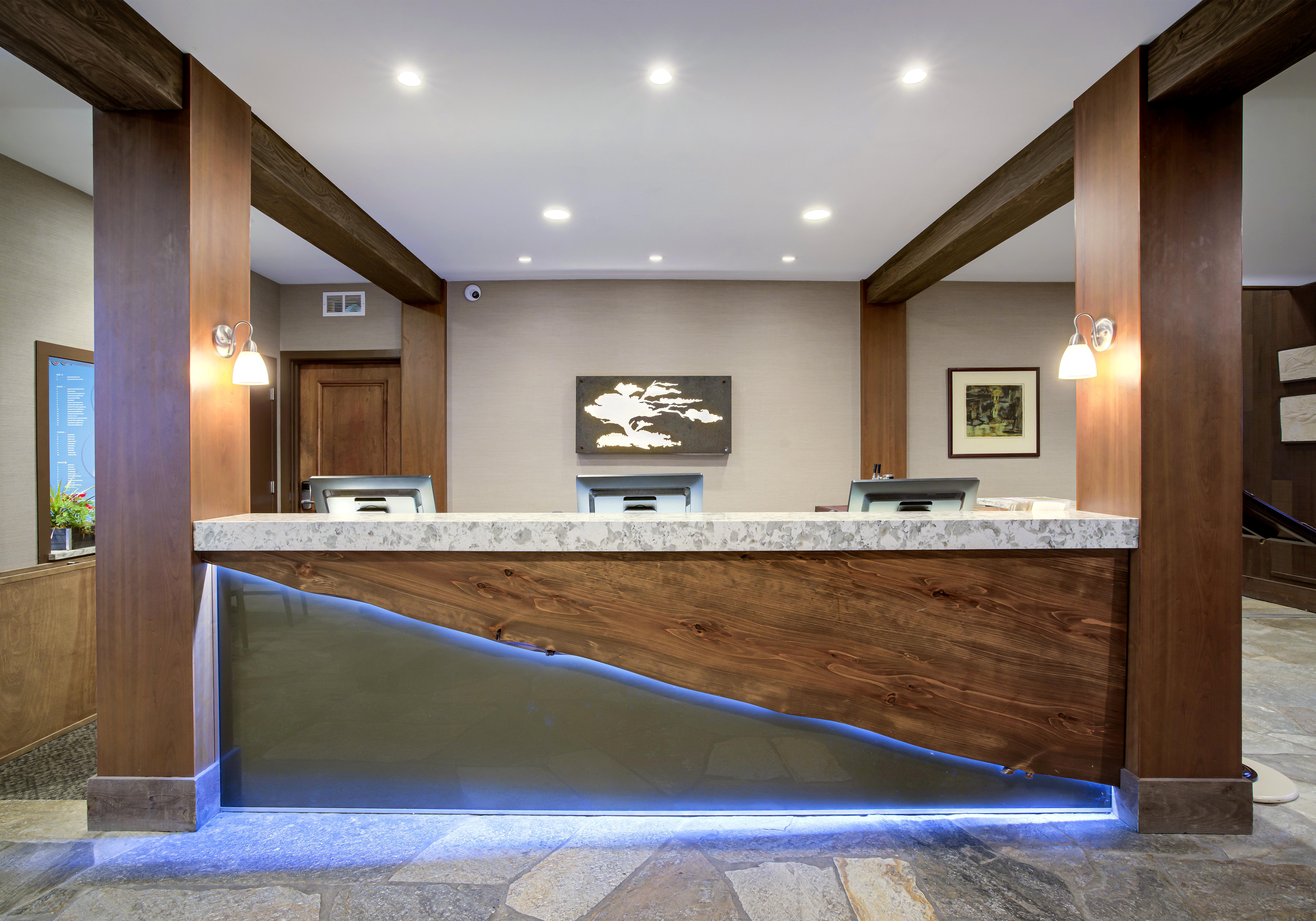 Resort Salishan Coastal