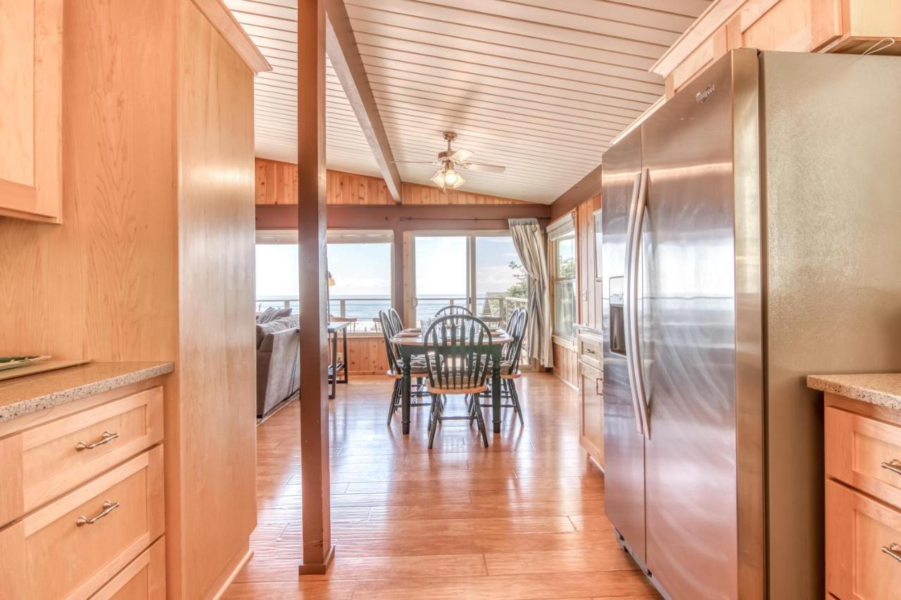 Holiday home Ashore