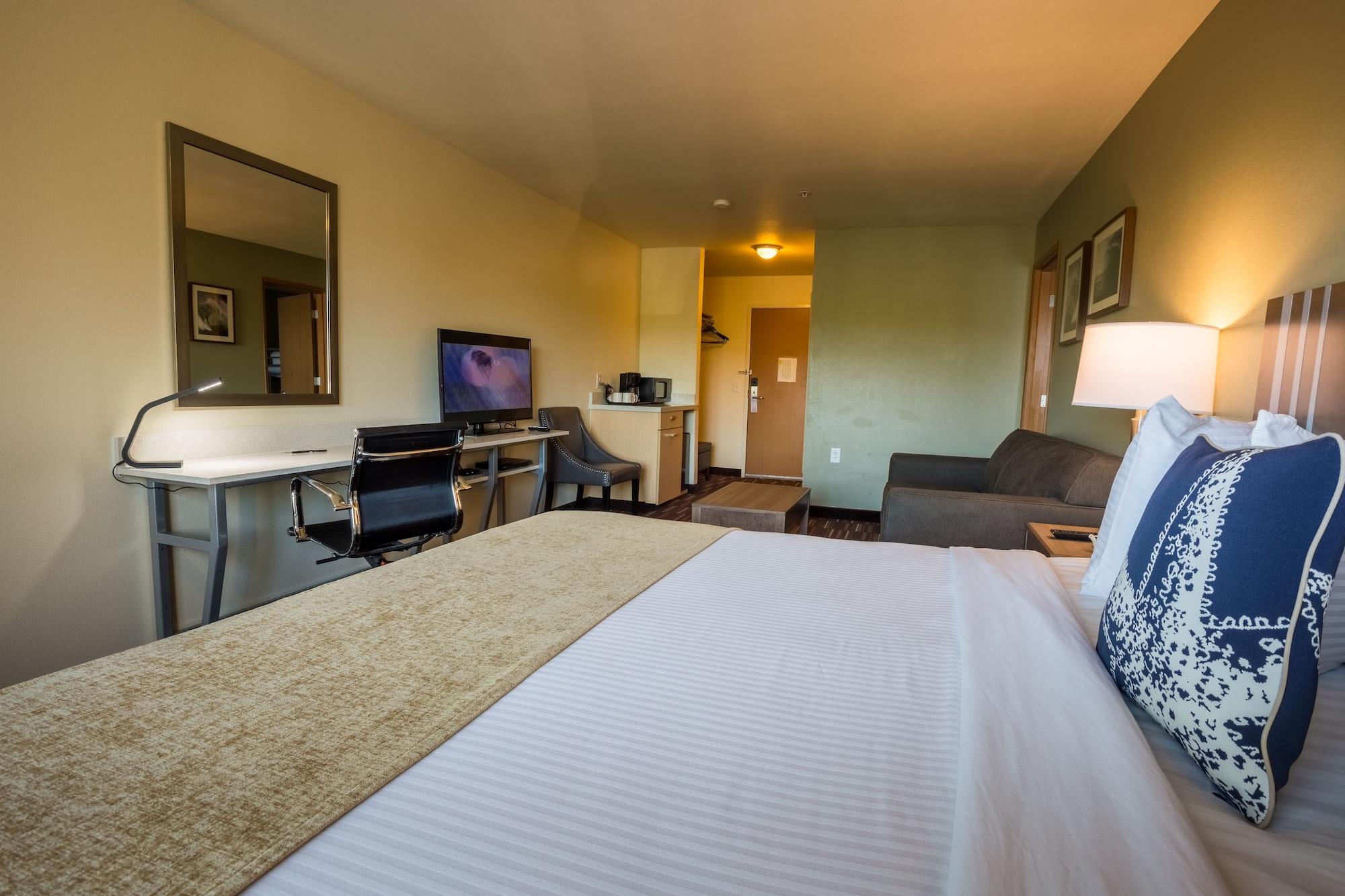At Wecoma Hotel Lincoln City