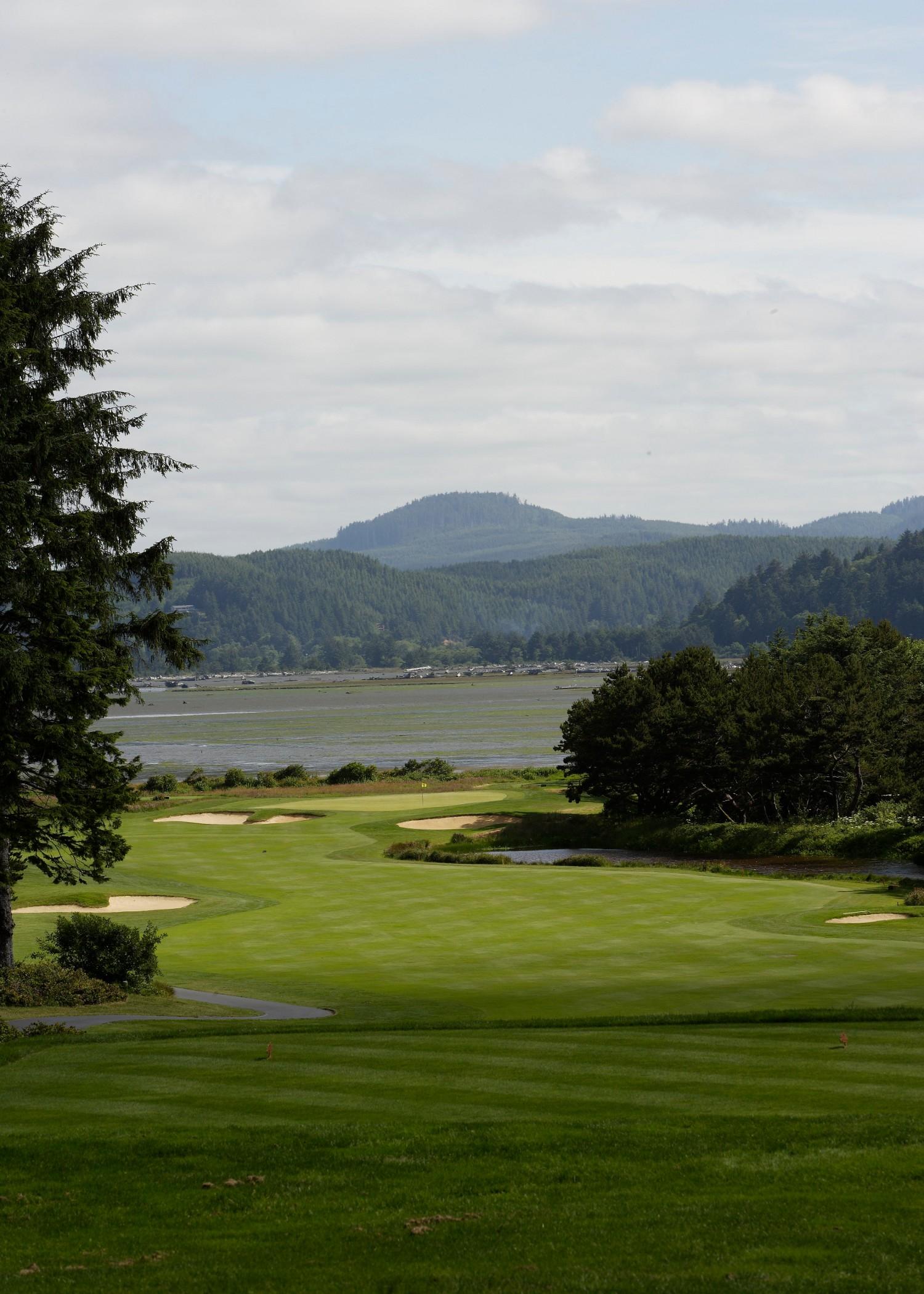Resort Salishan Coastal