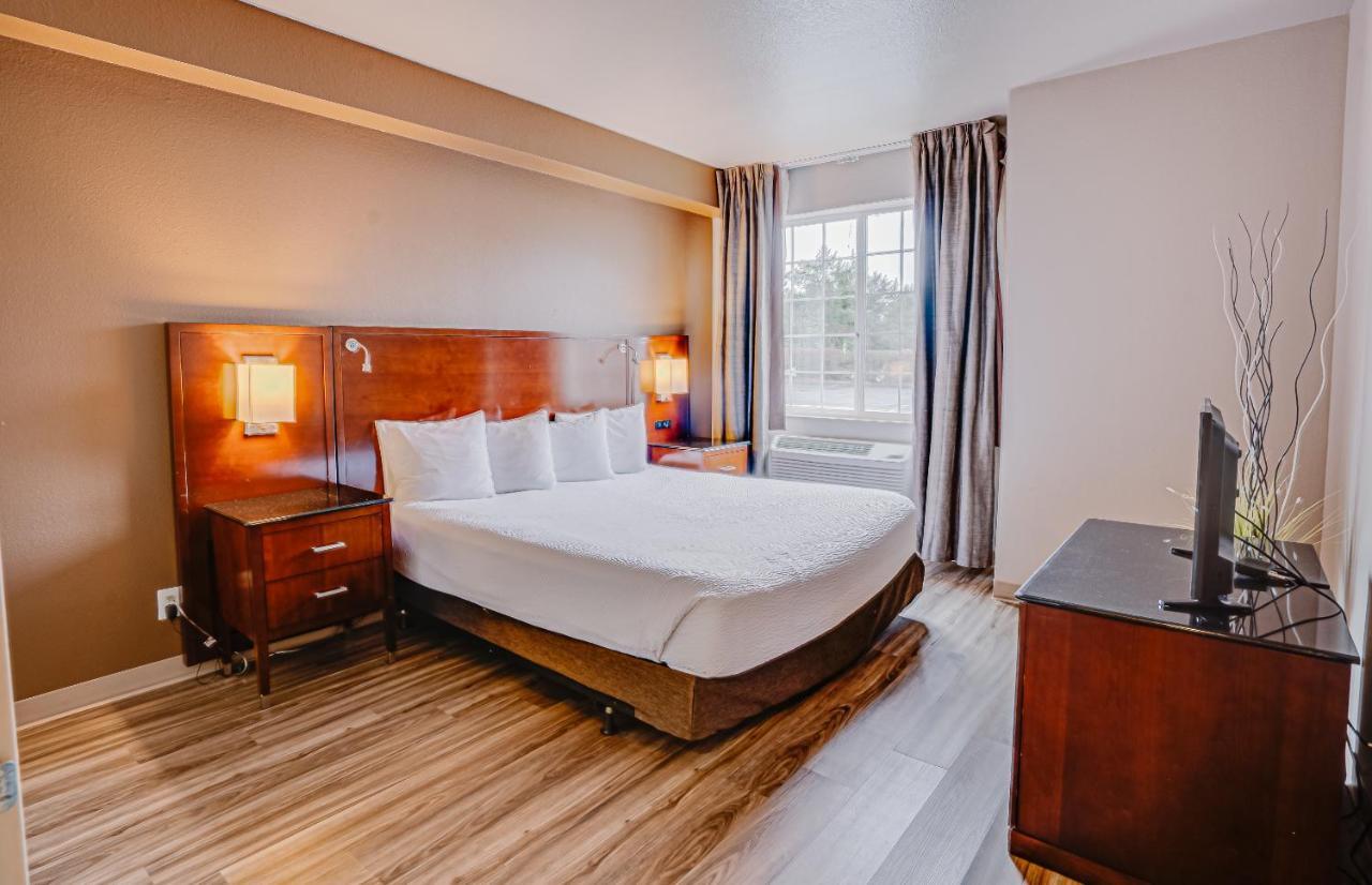 The Ashley & Hotel 3*