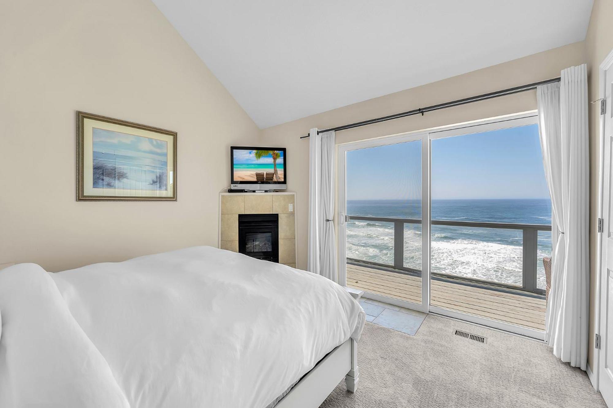 Cliff Side Sea Breeze Paradise *