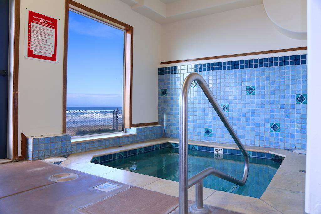 Sandcastle Beachfront 3*