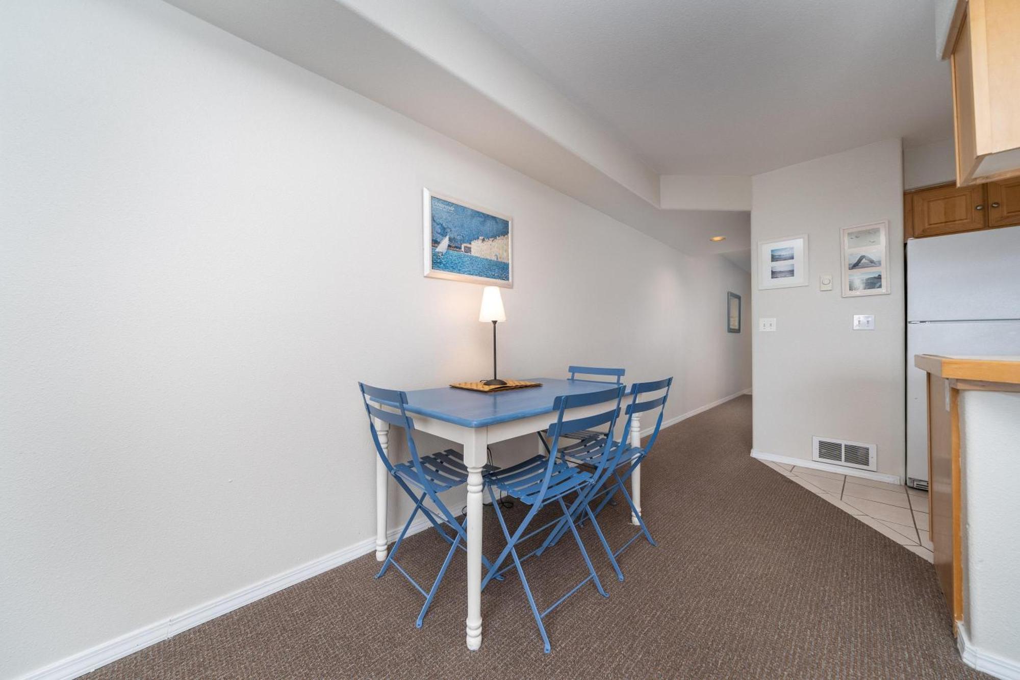 Holiday home Waters Edge 410 *