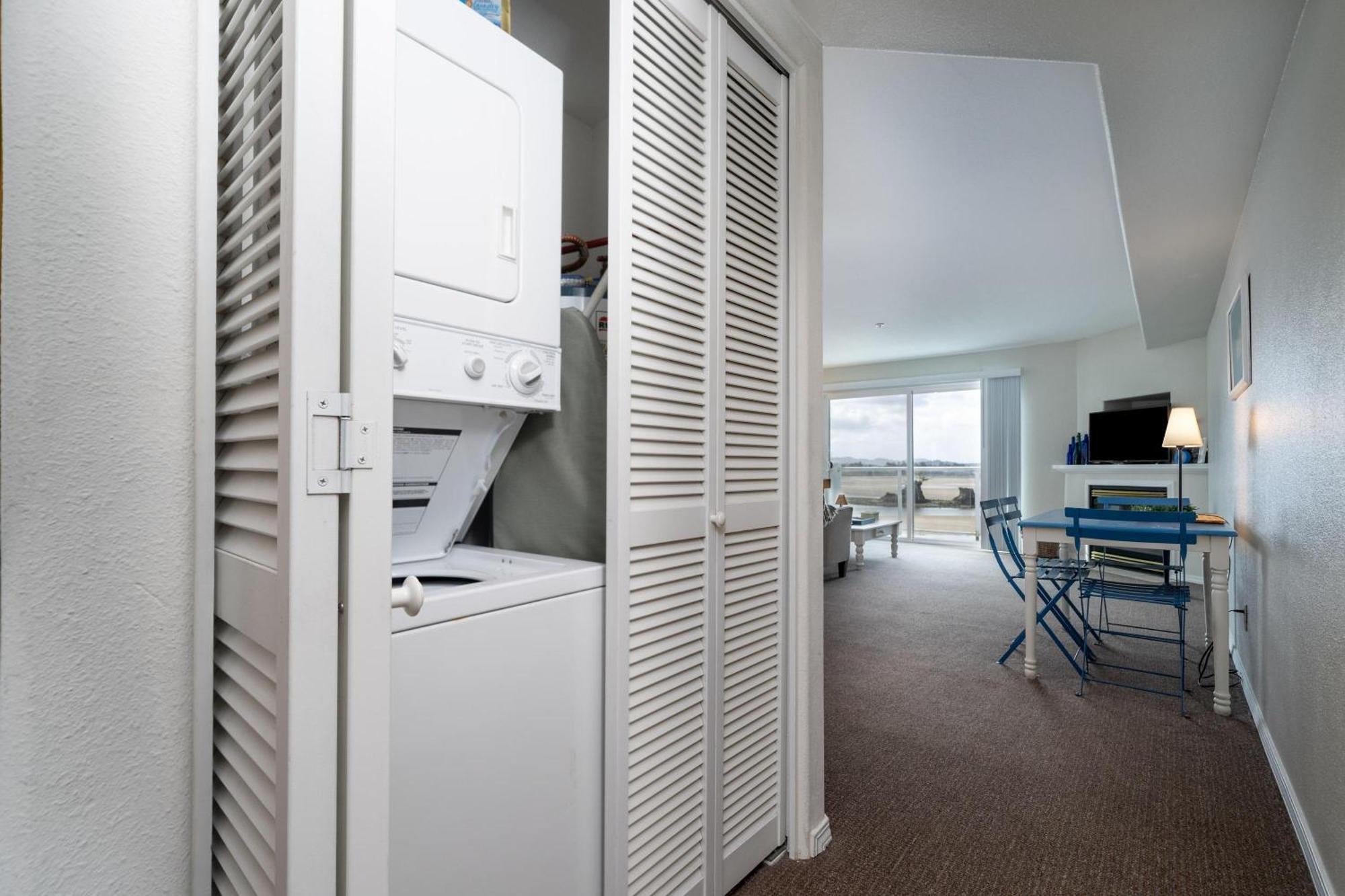 Holiday home Waters Edge 410