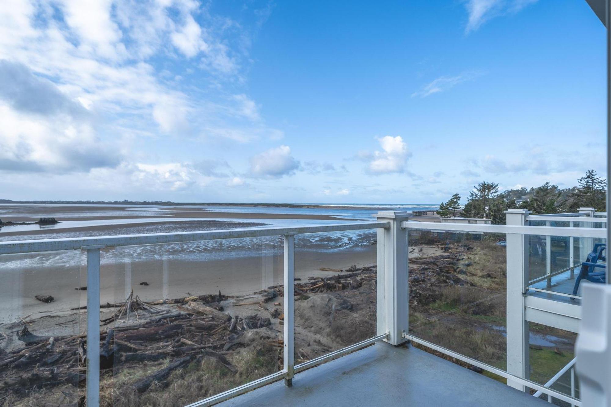 Waters Edge 410 Holiday home *
