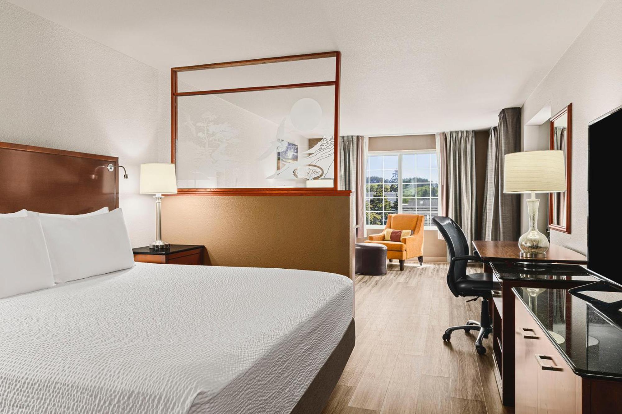 Hotel The Ashley &