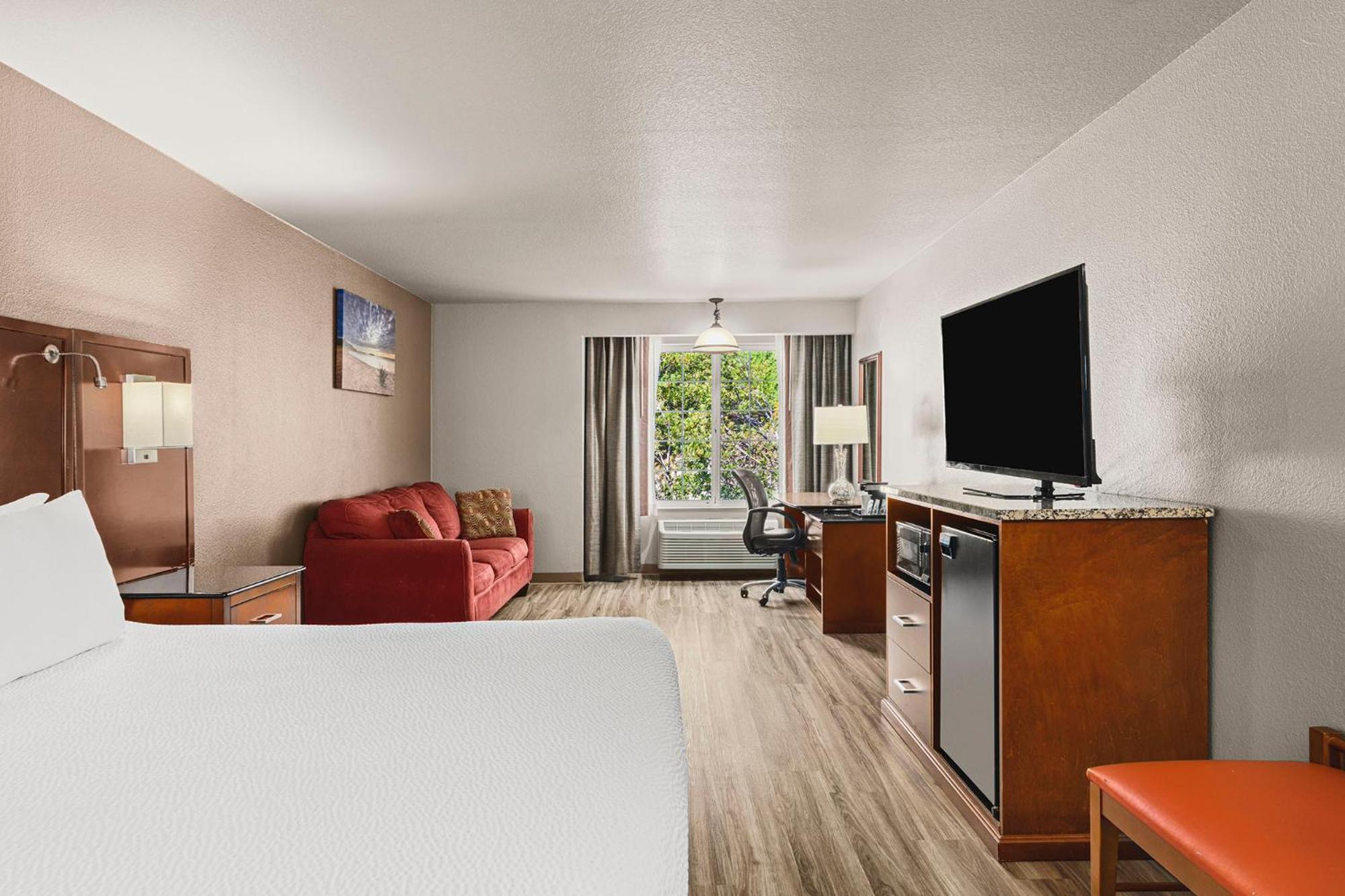 The Ashley & Hotel Lincoln City