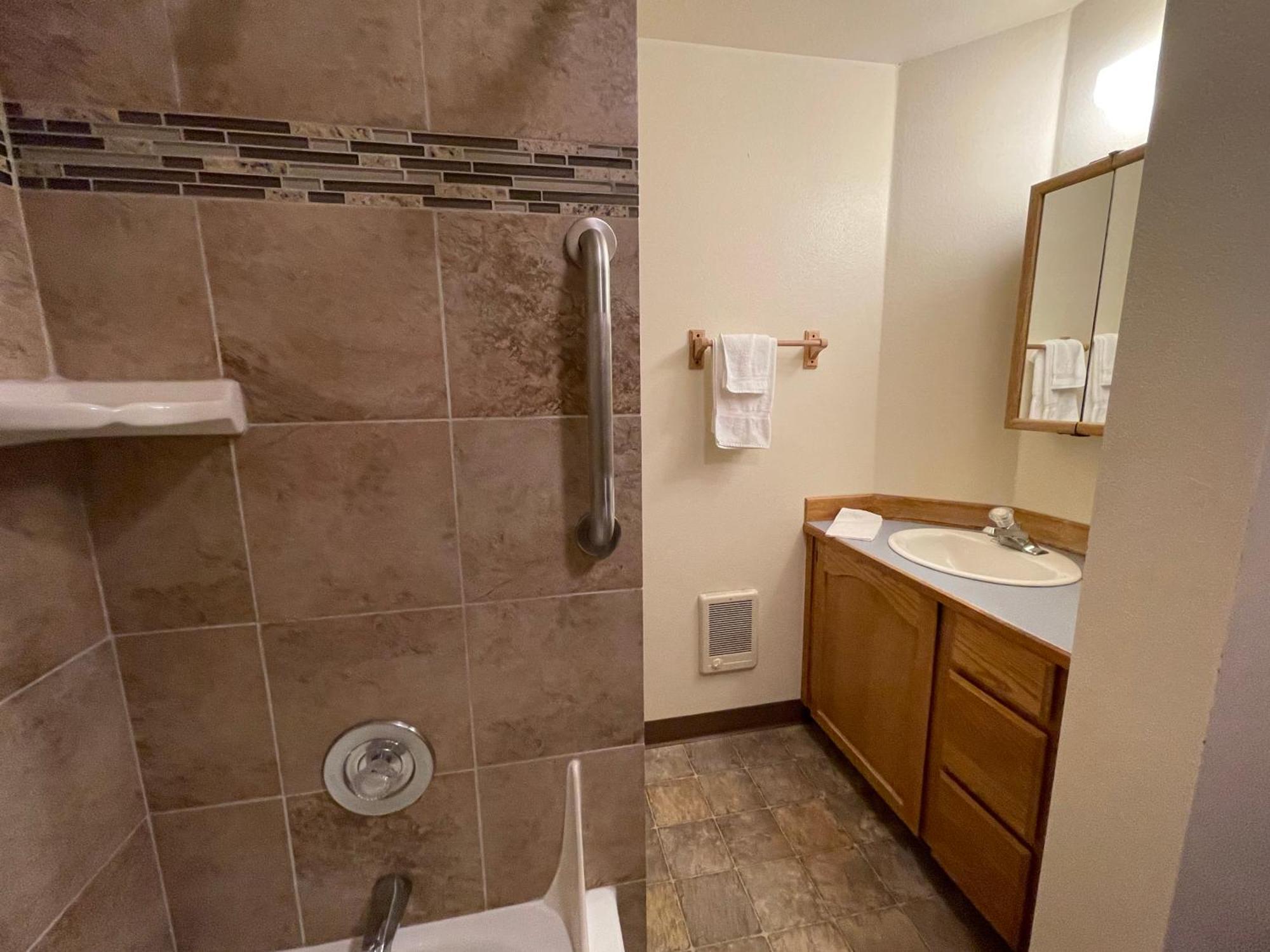 Sandcastle Beachfront Motel 3*