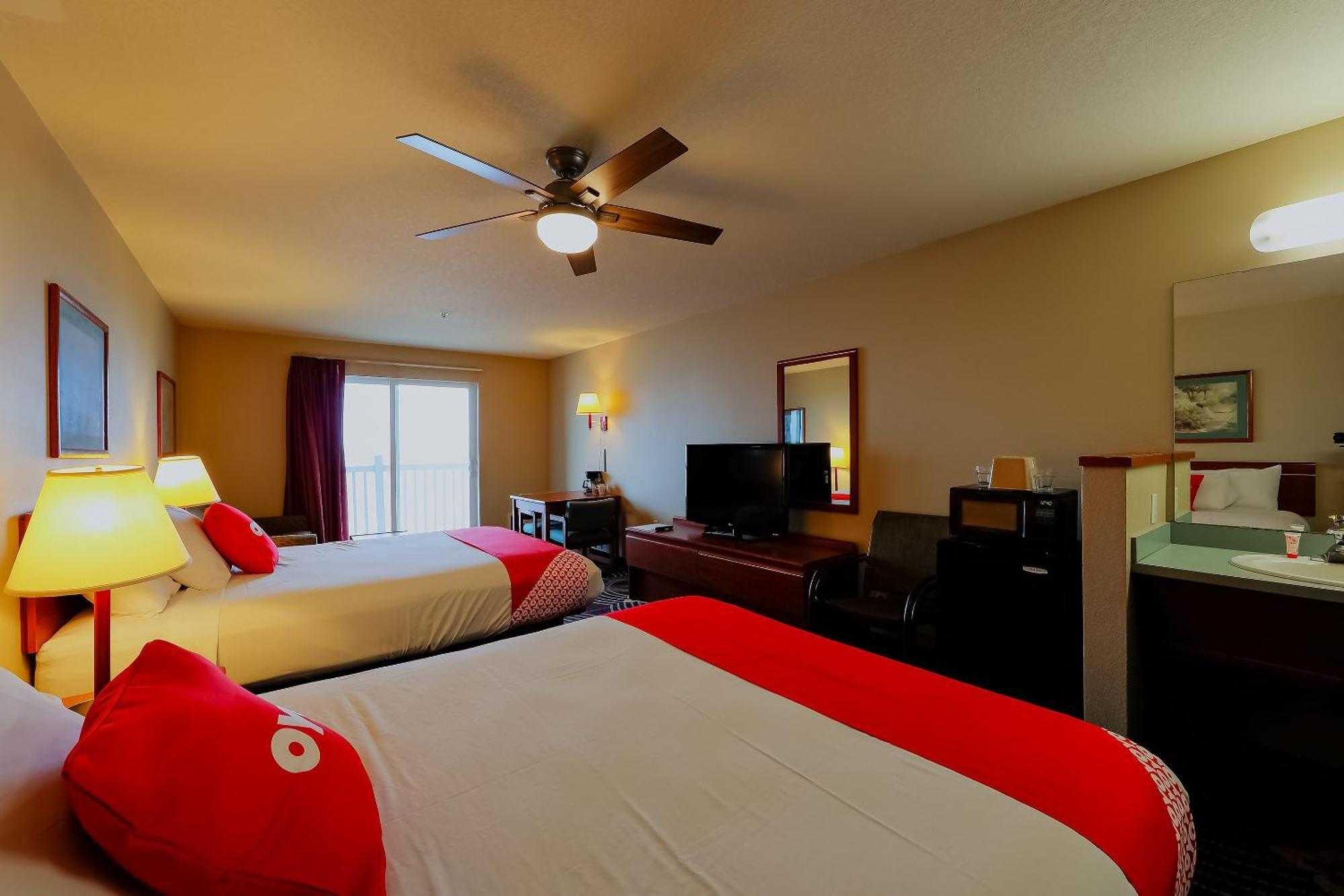 Siletz Bay Beachfront By Oyo Hotel Lincoln City