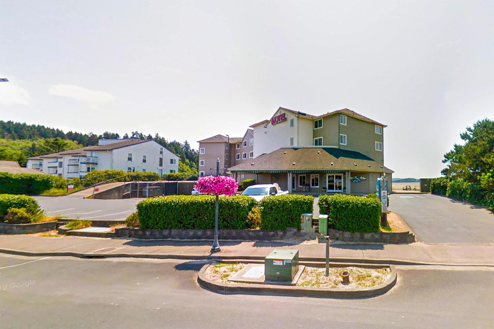 Siletz Bay Beachfront By Oyo Lincoln City