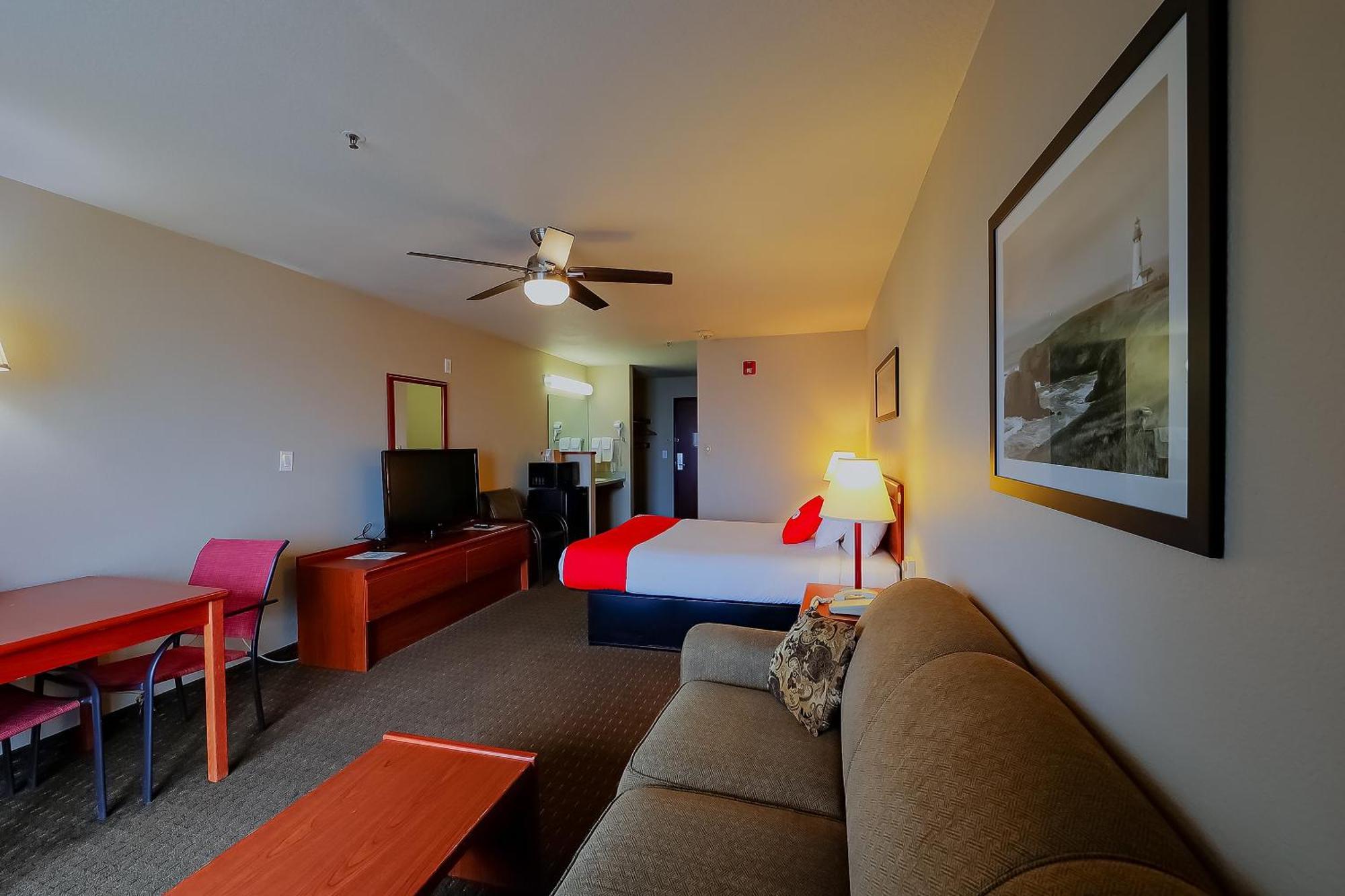 Siletz Bay Beachfront By Oyo Lincoln City