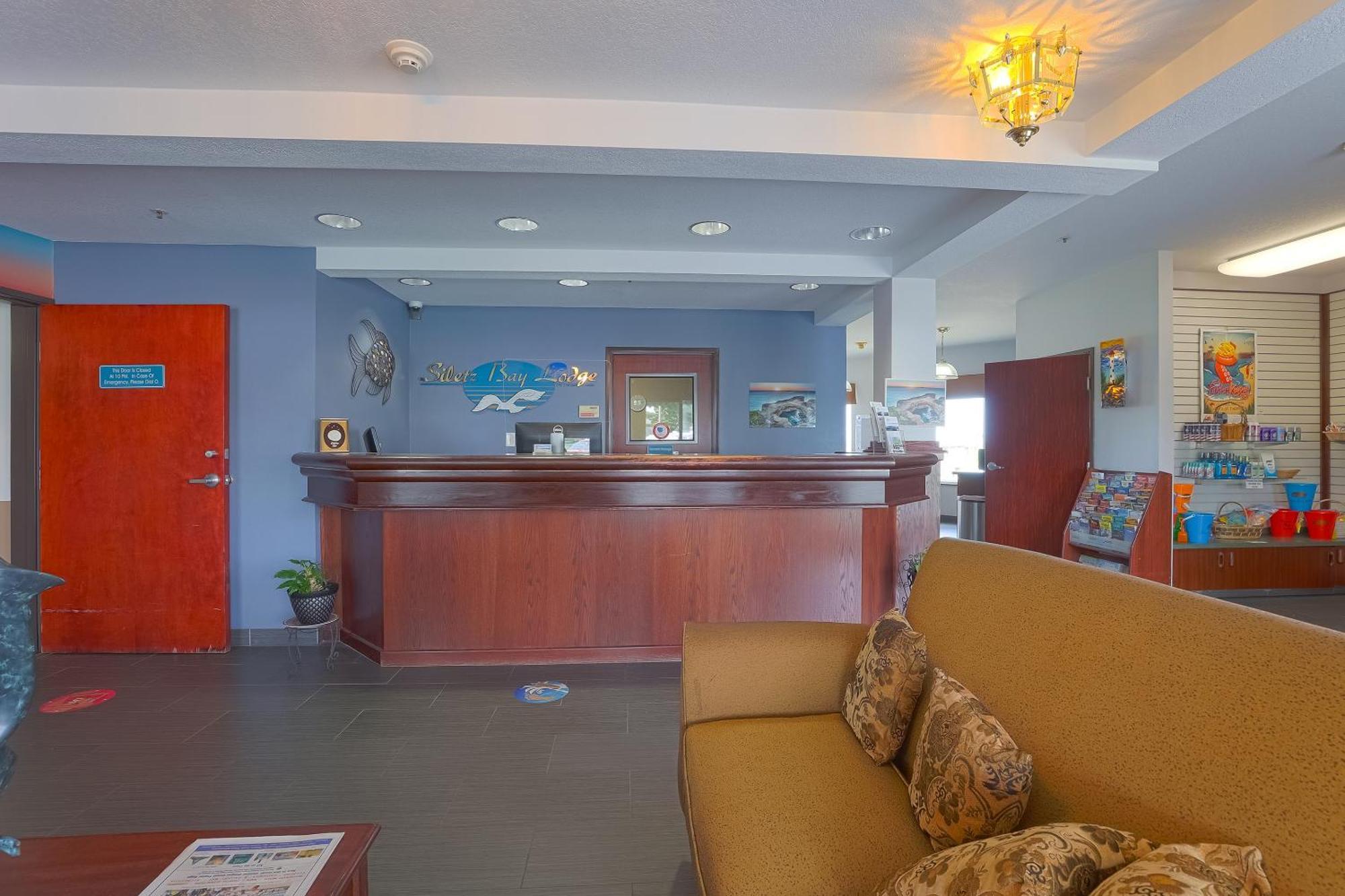 Siletz Bay Beachfront By Oyo Hotel 2*