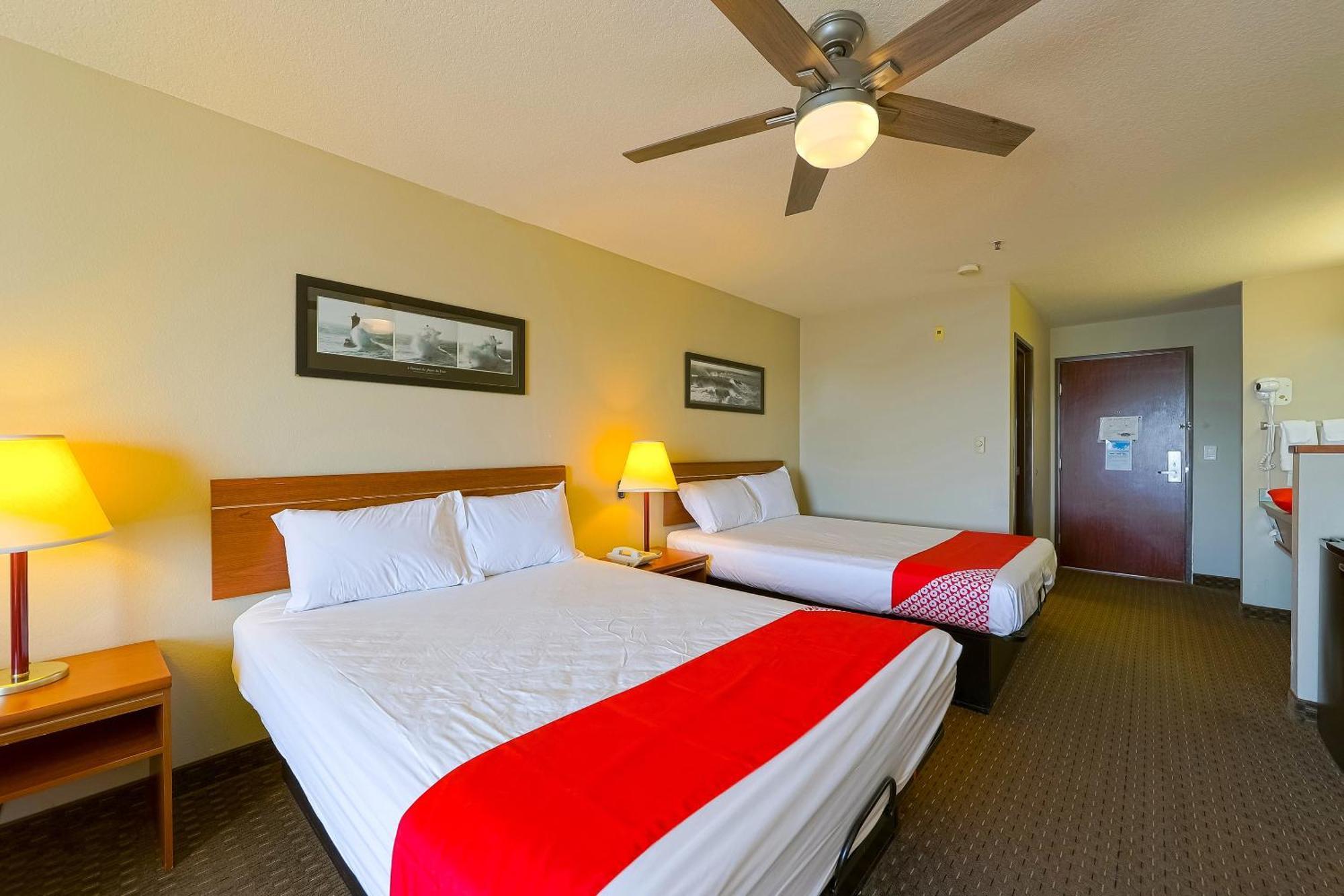 Siletz Bay Beachfront By Oyo Hotel 2*