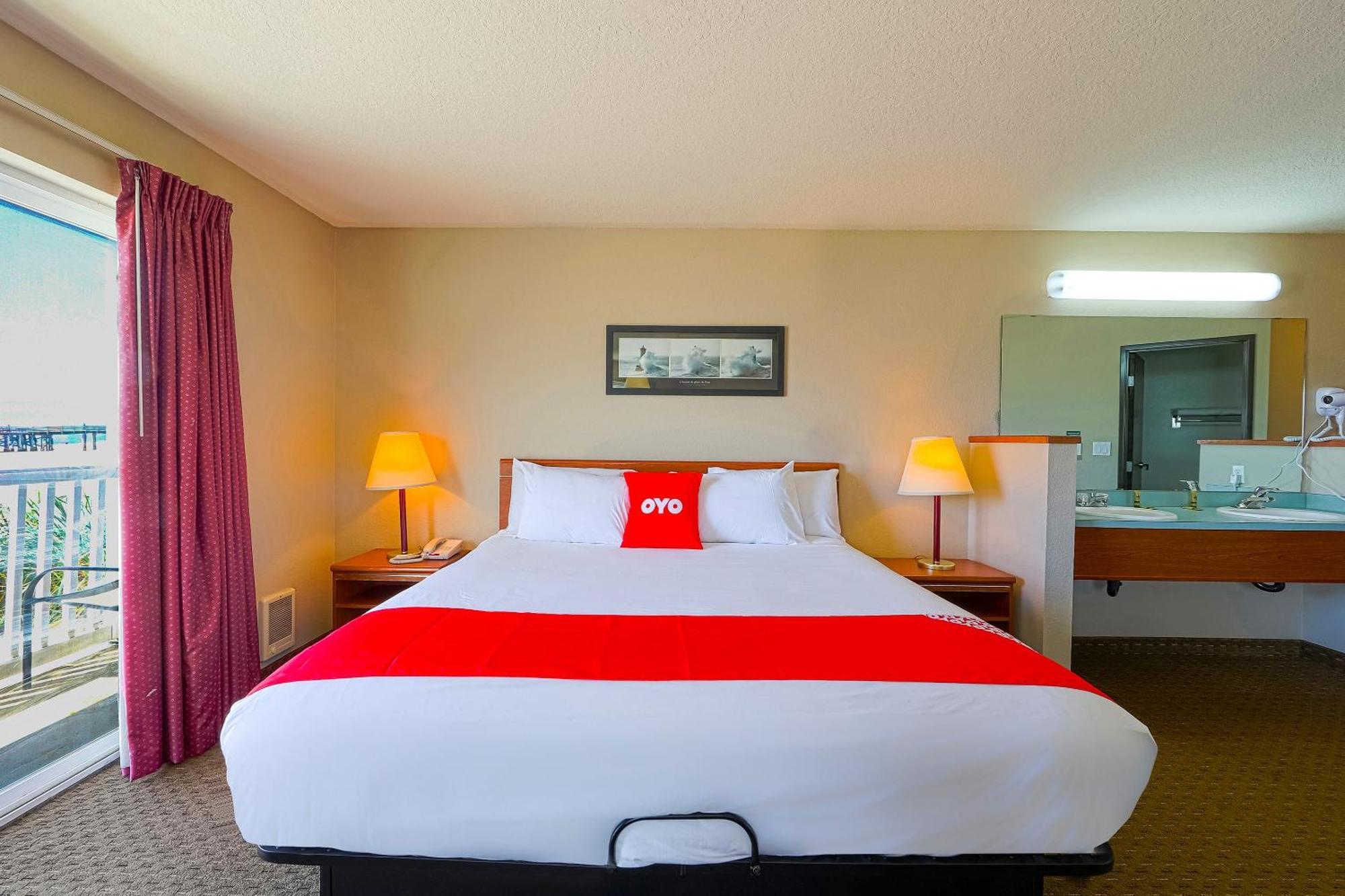 Hotel Siletz Bay Beachfront By Oyo 2*