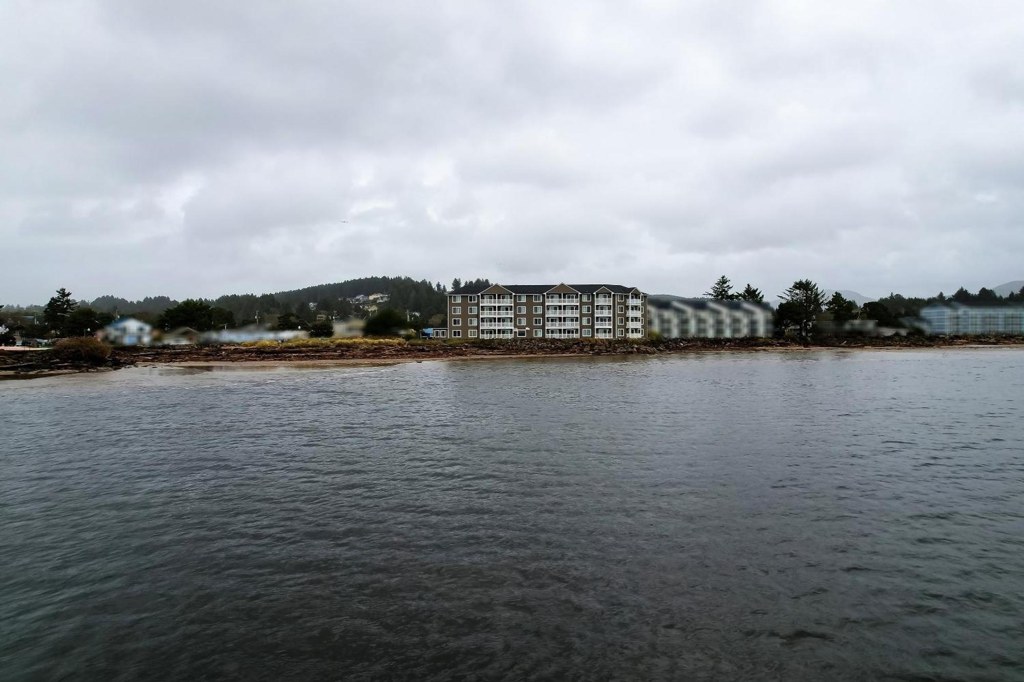 Hotel Siletz Bay Beachfront By Oyo