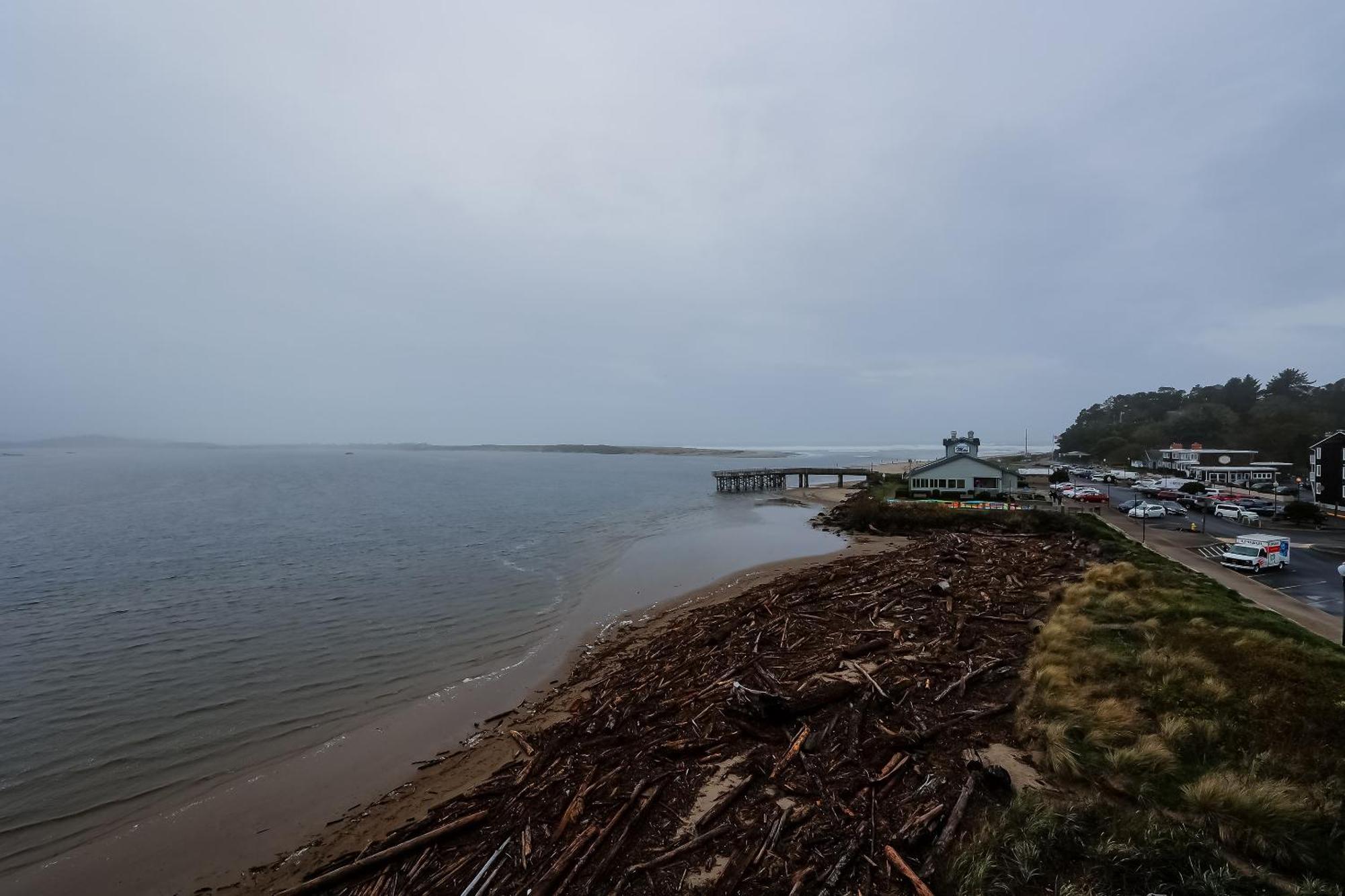 Hotel Siletz Bay Beachfront By Oyo 2*