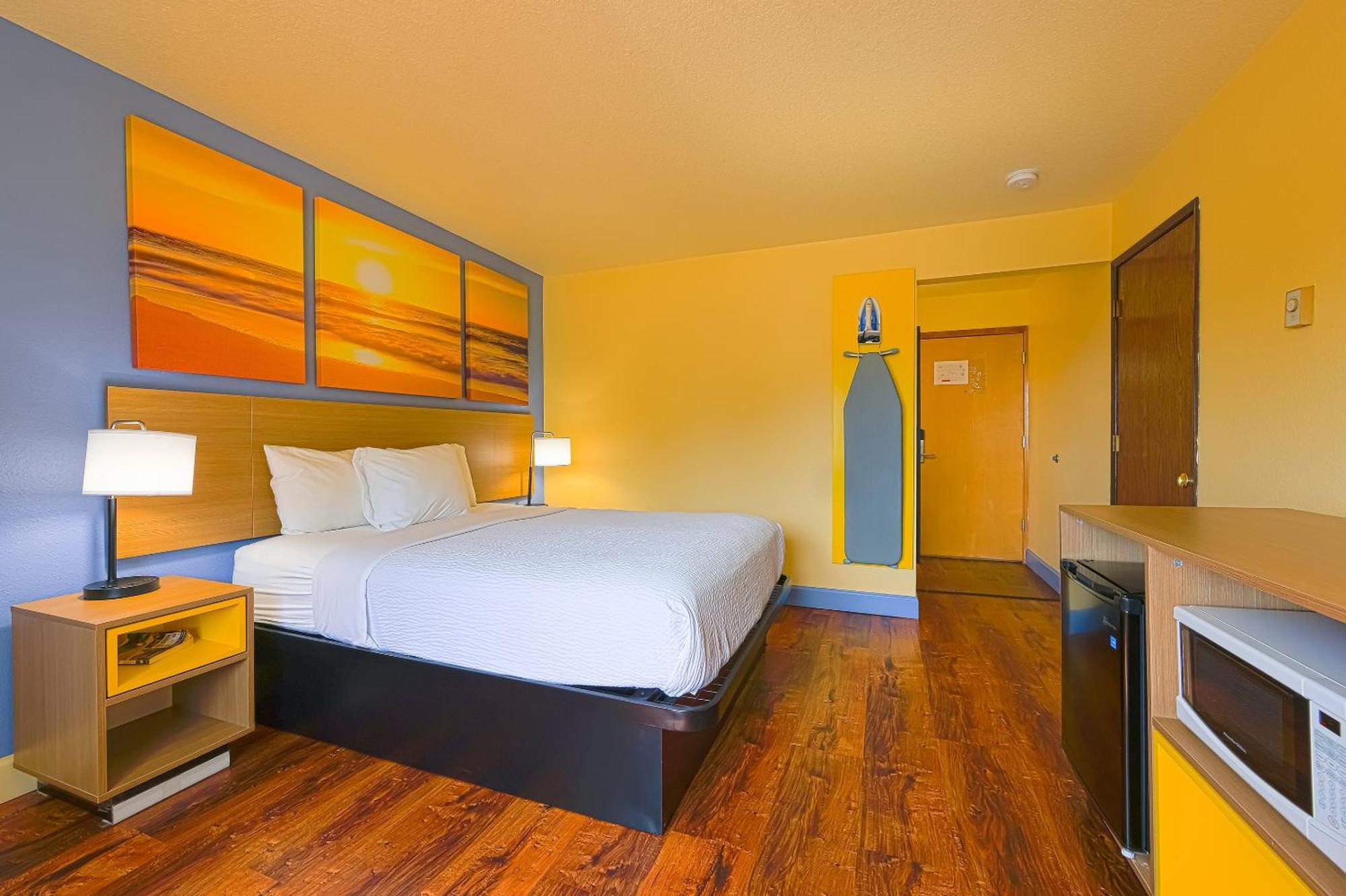 Hotel Coastal By Oyo - Oregon Coast Hwy