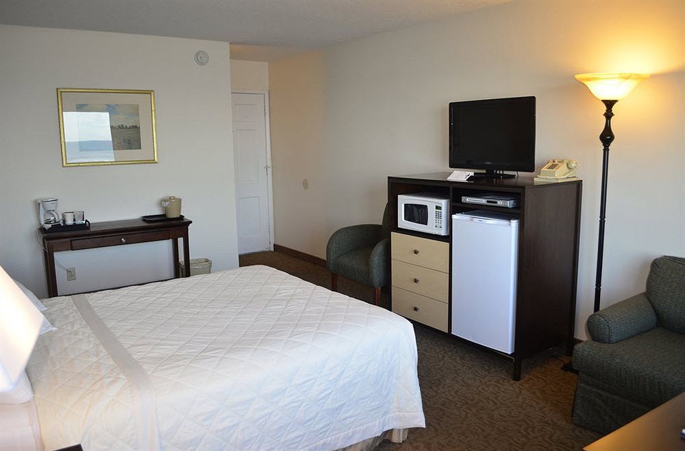 Sailor Jack Oceanfront Motel 2*