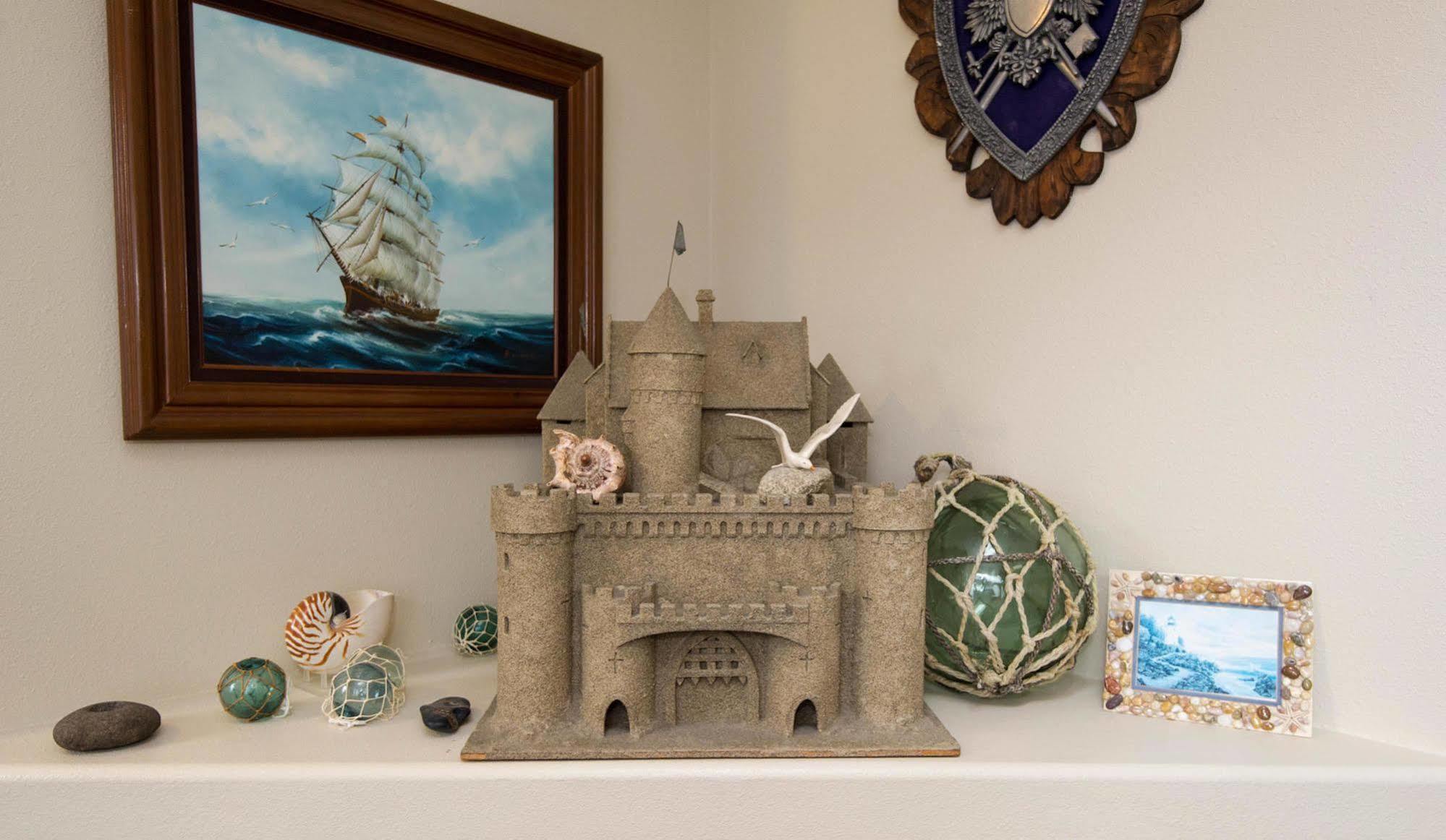 Motel Sandcastle Beachfront 3*