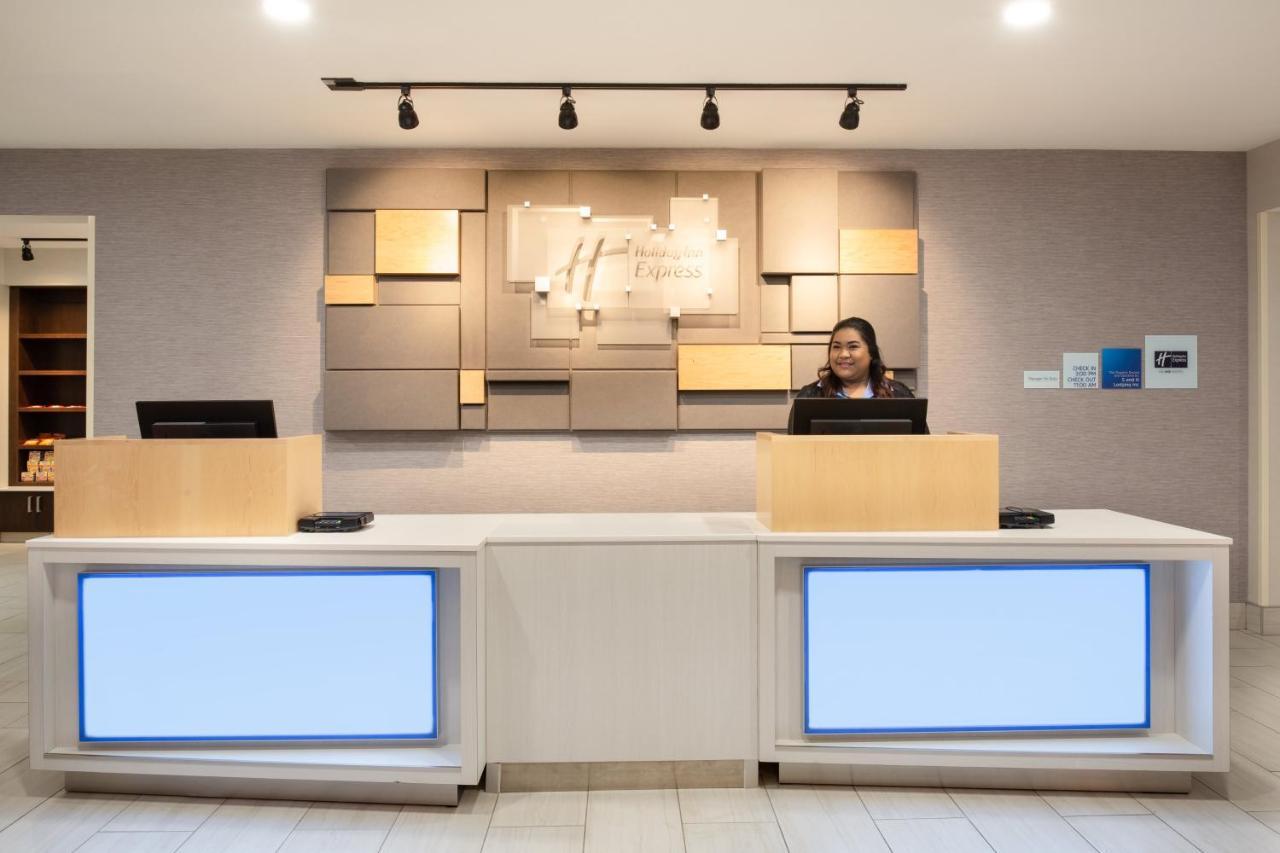 Express & By Ihg Hotel Lincoln City
