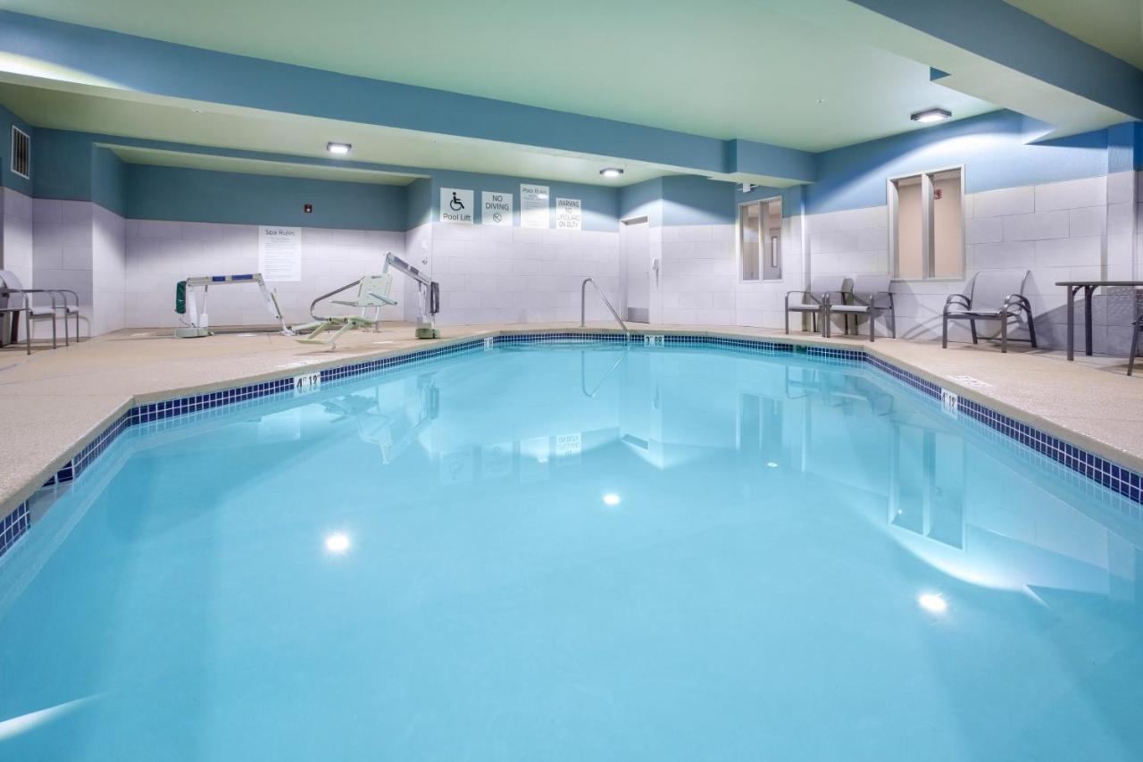 Hotel Express & By Ihg 3*