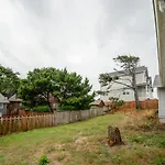 Captain Bill\'S Beachhouse