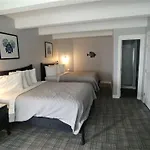 Beachfront Manor Hotel