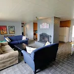 Ccc Classic Coast Cottage