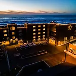Starfish Manor Oceanfront Hotel