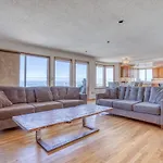 Logan\'S Lodge