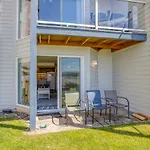 Dock Of The Bay 108