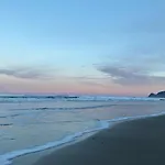 Seahorse Oceanfront Lodging