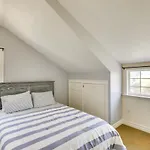 Coastal Lincoln City Home With Spacious Deck!