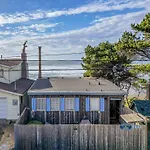 Salal Bluff