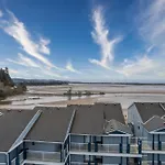 Waters Edge 304