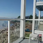 Waters Edge 312