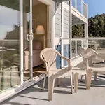Waters Edge 302
