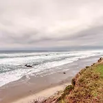 Ocean\'S Edge