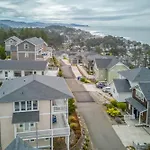 Nauti Beach Cottage