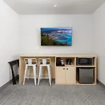 Surfland Hotel