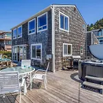 Chandler Beach House