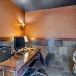 Lincoln Sands Oceanfront Resort, Ascend Hotel Collection