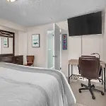 New Listing Shore Beats Work!