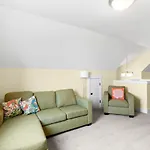 Ocean View, Hot Tub, Sleeps 10