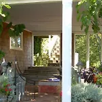Salmonberry Inn & Beach House