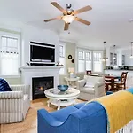 Nelscott Beach Getaway